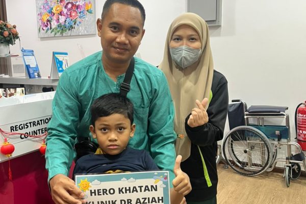 klinik-dr-aziah-khatan-budak-lelaki (1)